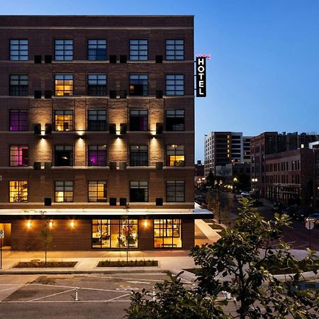 Moxy Omaha Downtown Hotell Exteriör bild