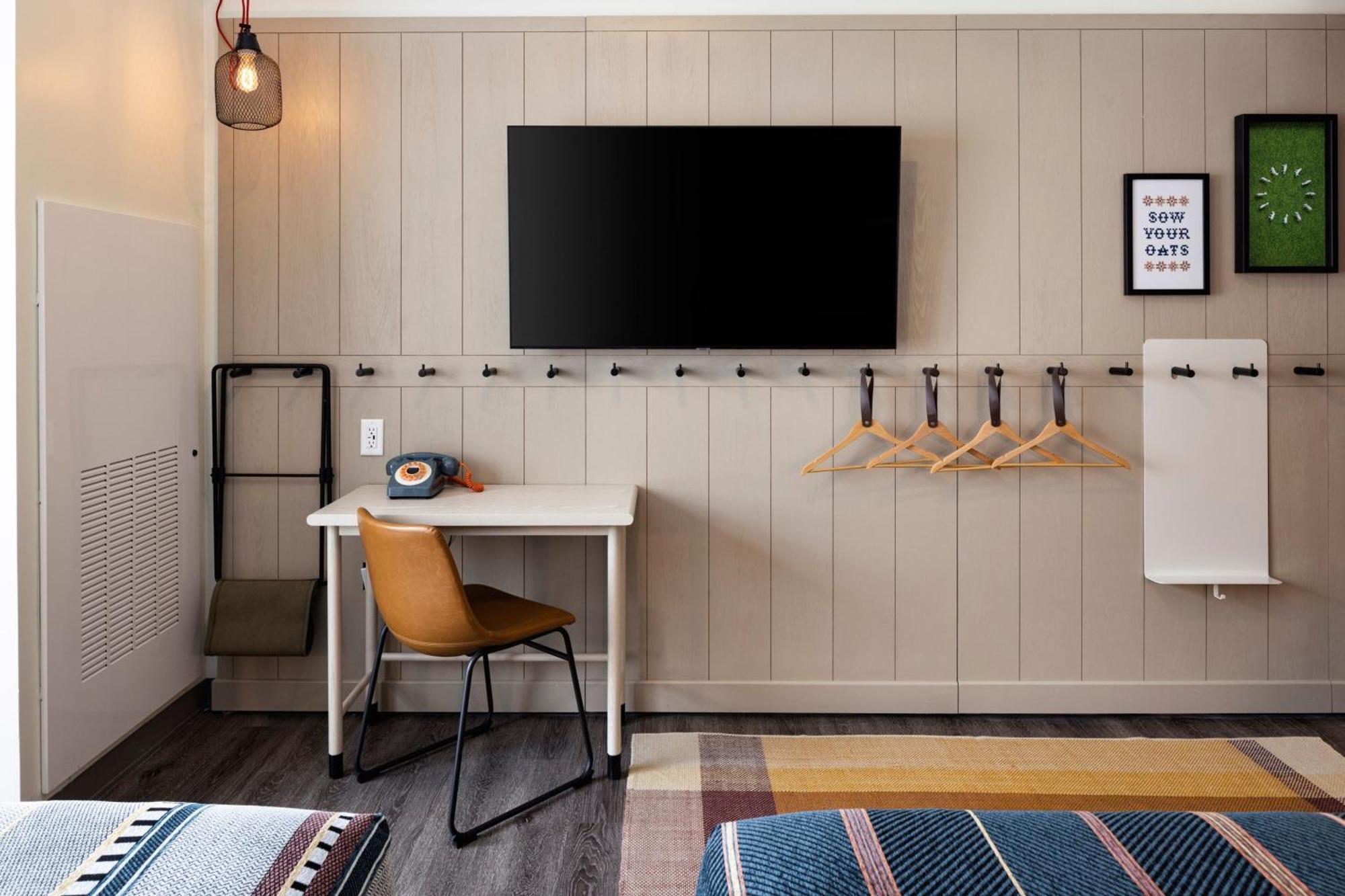 Moxy Omaha Downtown Hotell Exteriör bild
