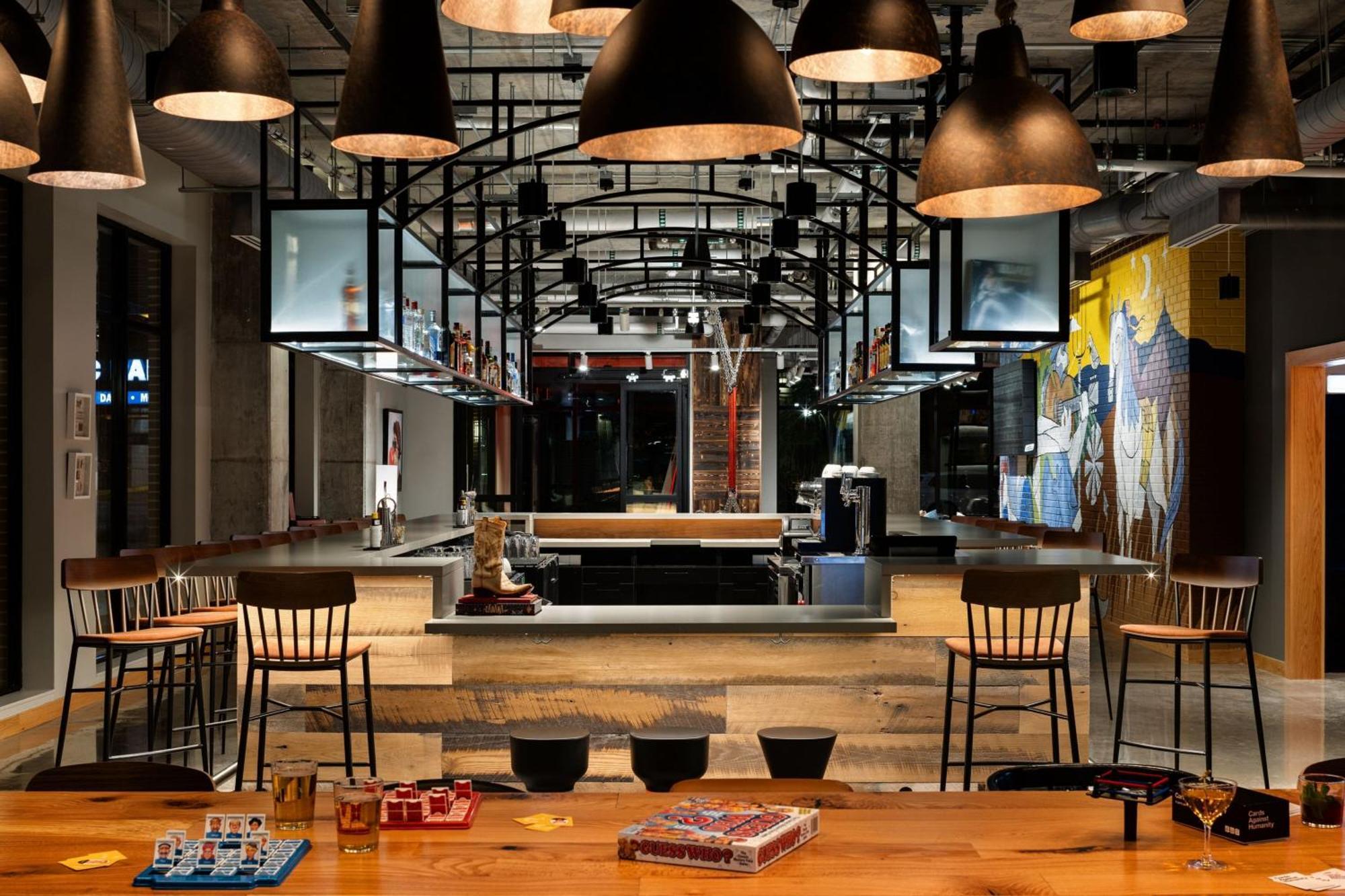 Moxy Omaha Downtown Hotell Exteriör bild